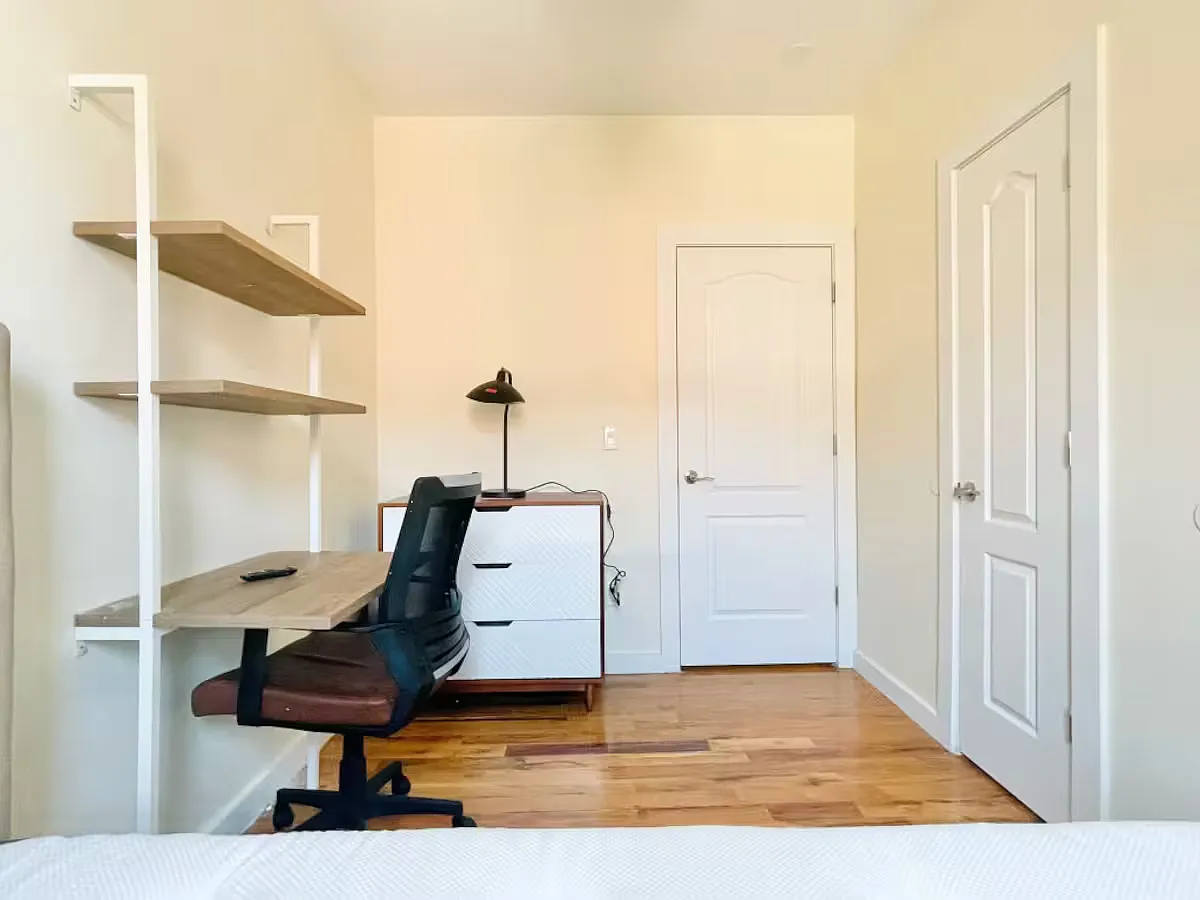 Bedroom - 591 Franklin Ave #5-150