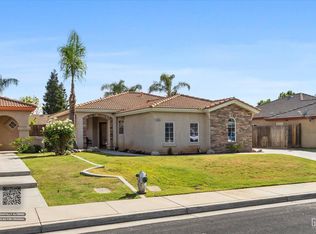 9803 Manhattan Dr, Bakersfield, CA