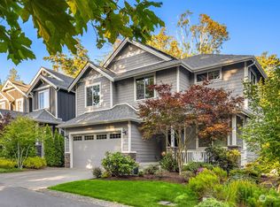 722 Ferryview Ln NE, Bainbridge Island, WA