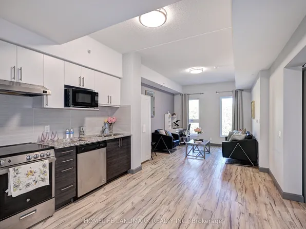 77 Leland St W #301, Hamilton, ON L8S 3A1