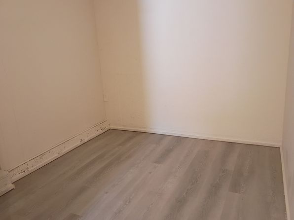(undisclosed Address)