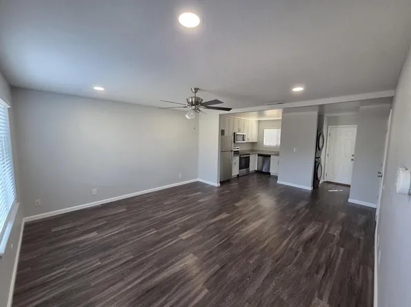 1063 Bluebell Dr APT 4, Livermore, CA 94551