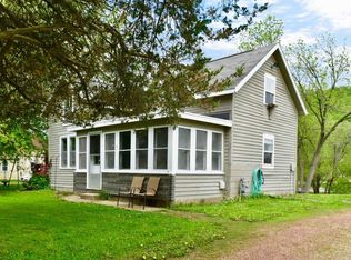 22670 S Main Dr, Rollingstone, MN 55969