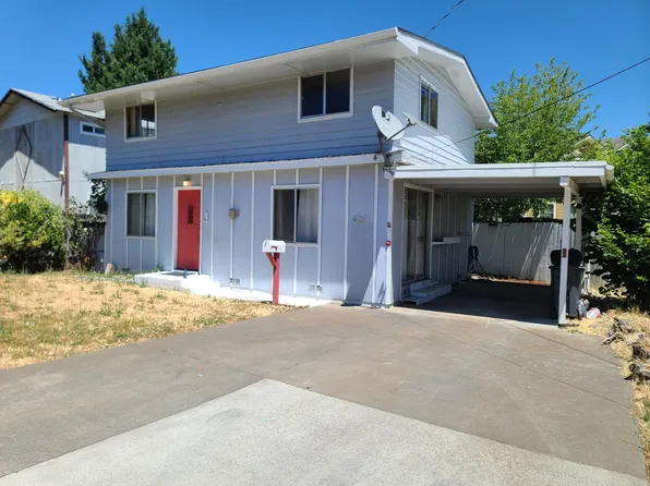 422 N 1st St, Central Pt, OR 97502