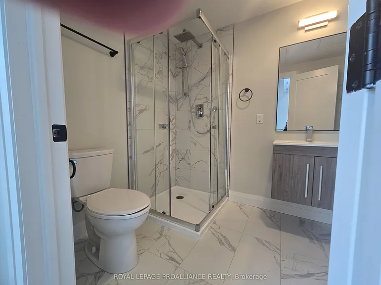 241 Front St #201 — Photo 9