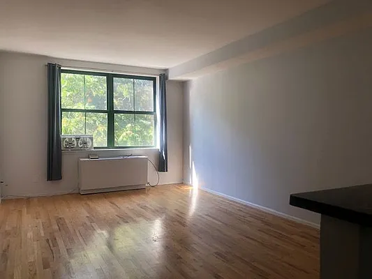 Rented by Tompkins Square Realty | media 13
