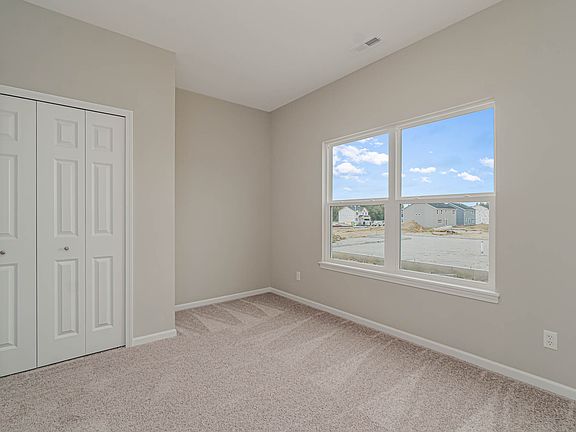 5th image of 12424 Ontario Pl