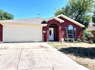 10216 Tustin Ter, Fort Worth, TX 76108