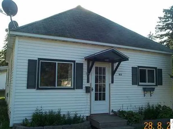 611 7th Ave E, Ashland, WI 54806