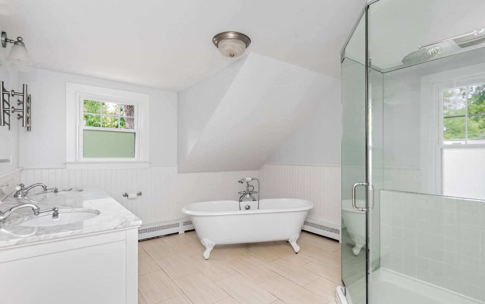  Primary Bathroom with Soaking Tub
