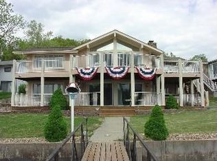 242 Sunny Sands Dr, Climax Springs, MO 65324