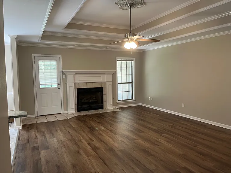 27 Emerald Cir — Photo 2