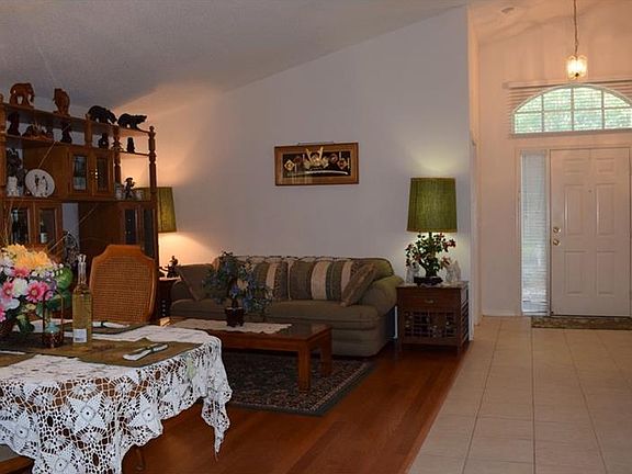 2nd image of 1832 Vista River Dr