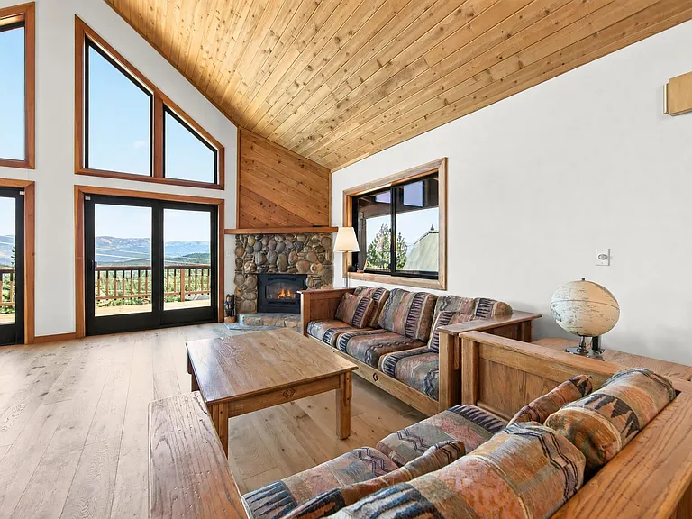 12912 Pinnacle Loop — Photo 4