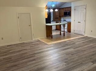 215 E College Ave #B, Bellefonte, PA 16823