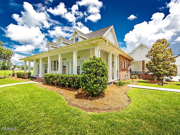 3rd image of 105 Ouiski Bayou Dr