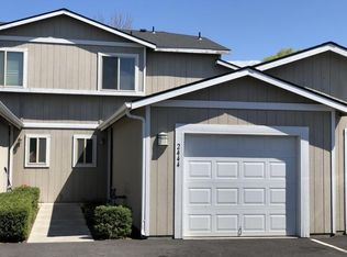 2444 SW 23rd St, Redmond, OR 97756