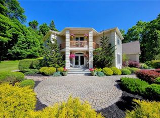 299 Ridge Rd, Campbell Hall, NY 10916