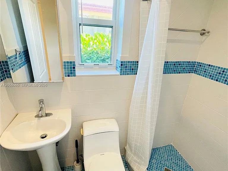 1116 Biarritz Dr — Photo 20