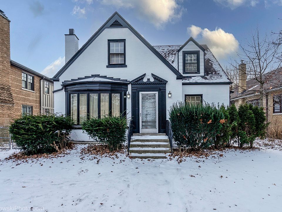 1st image of 6738 N Ionia Ave