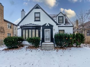 6738 N Ionia Ave, Chicago, IL