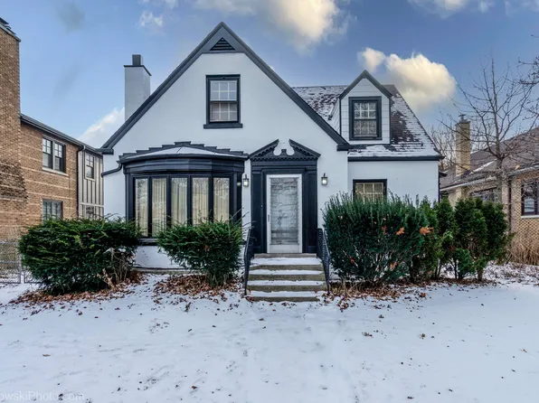 6738 N Ionia Ave, Chicago, IL 60646