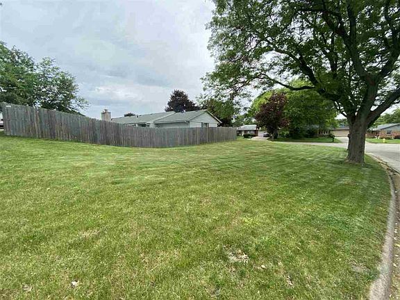 2nd image of 2085 Stornway Dr