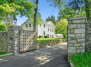 681 Weed St #8, New Canaan, CT