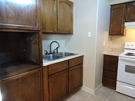 5th image of 5410 Marcella Ave APT 14