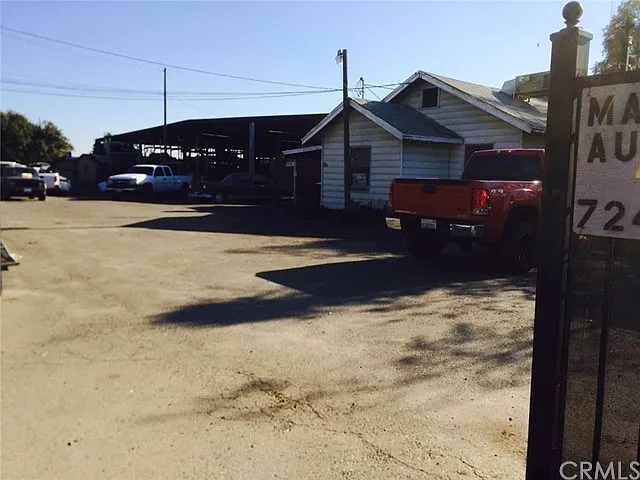 1839 E Gerard Ave photo 1