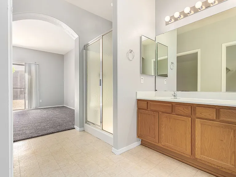 7927 W Mohave St — Photo 16