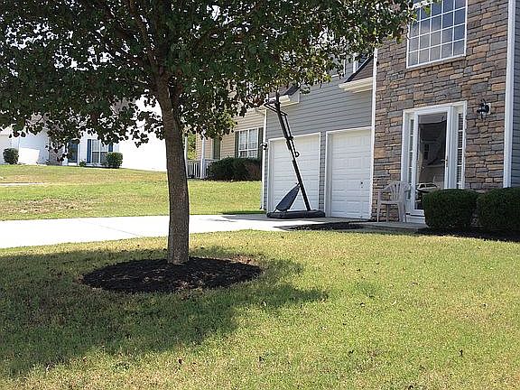 3rd image of 3619 Chepstow Ct