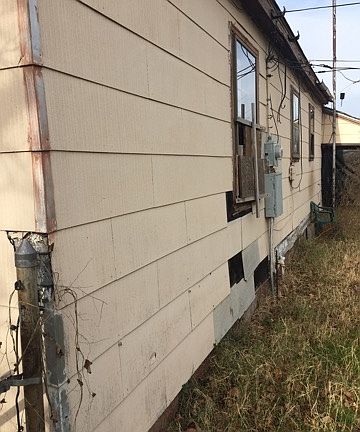 3rd image of 1100 N 5th St
