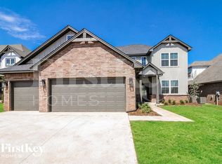 11245 SW 30th St, Yukon, OK 73099