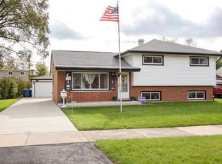 51 Franklin Dr, Northlake, IL 60164