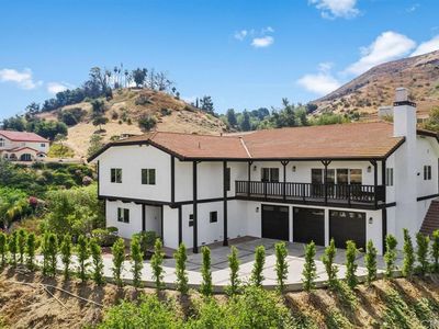 19 Flintlock Ln, Bell Canyon, CA, 91307