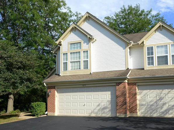 1633 Penny Ln, Crystal Lake, IL 60014