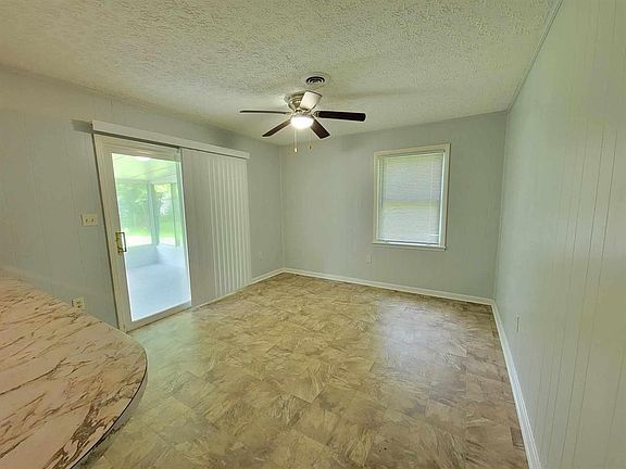 3rd image of 225 Irene Ave