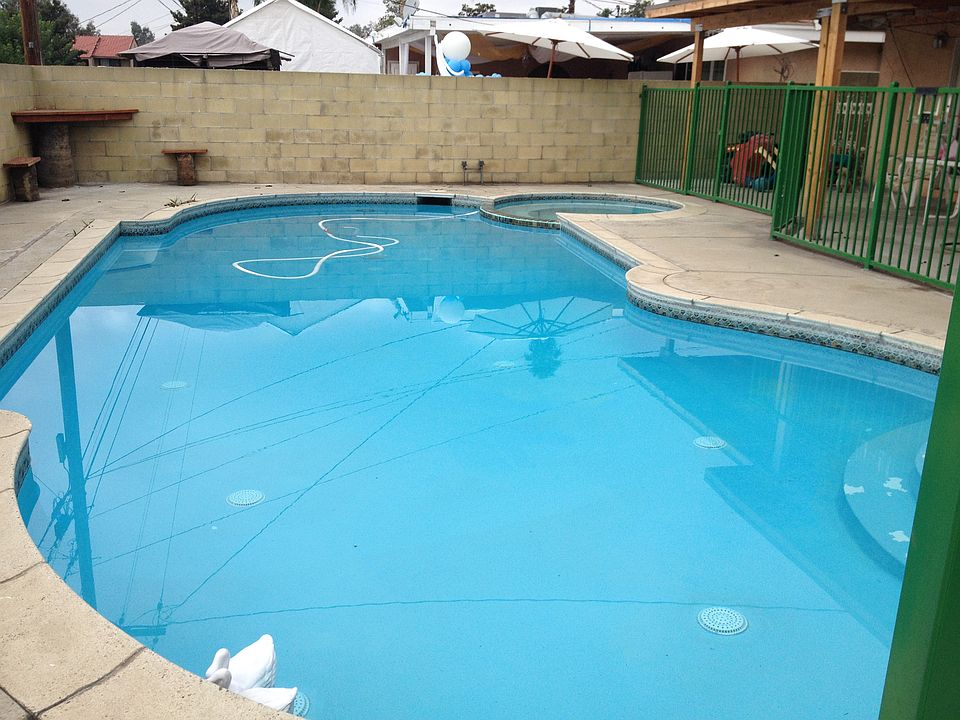 1st image of 16139 Dianthus Ave