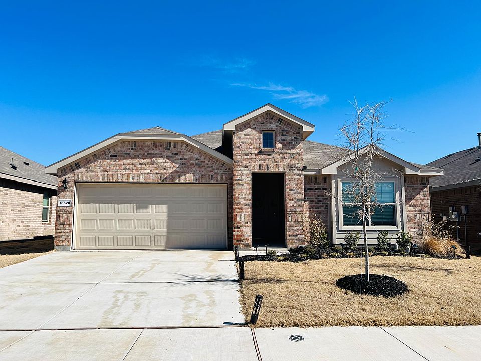 Biggest 1 story home in the neighborhood. New built in Aug 2022