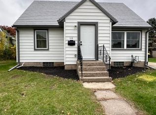 618 S Pine St, Caledonia, MN 55921