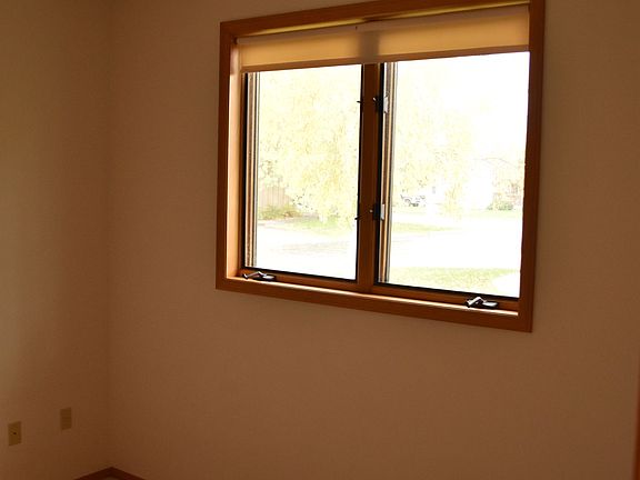 4th image of 3610 W Broadwater St Unit 114