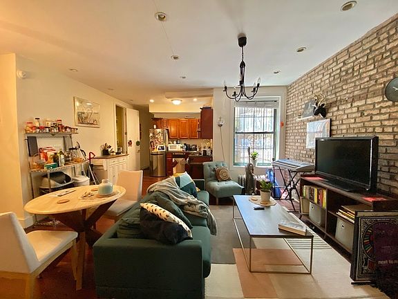 4th image of 552 Lincoln Pl #1K