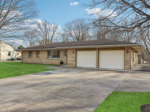 2nd image of 1512 Highview Dr