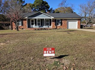 762 Gayron Dr, Fayetteville, NC 28311
