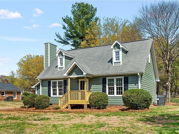 4th image of 3603 Greenmeadow Ct