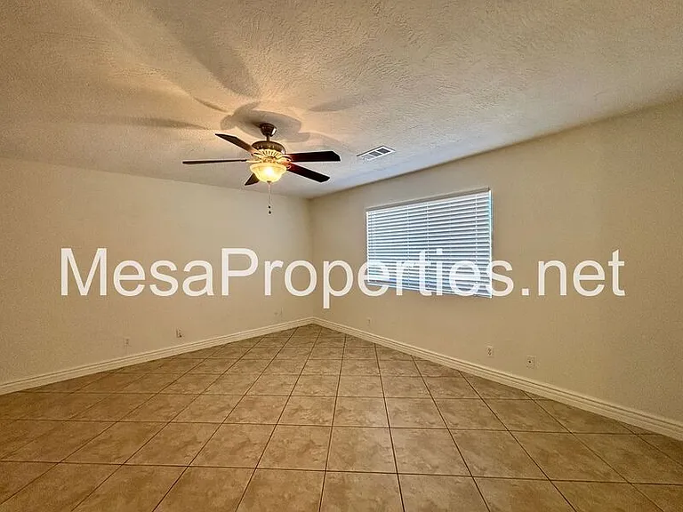 11729 Jamacha Rd — Photo 3