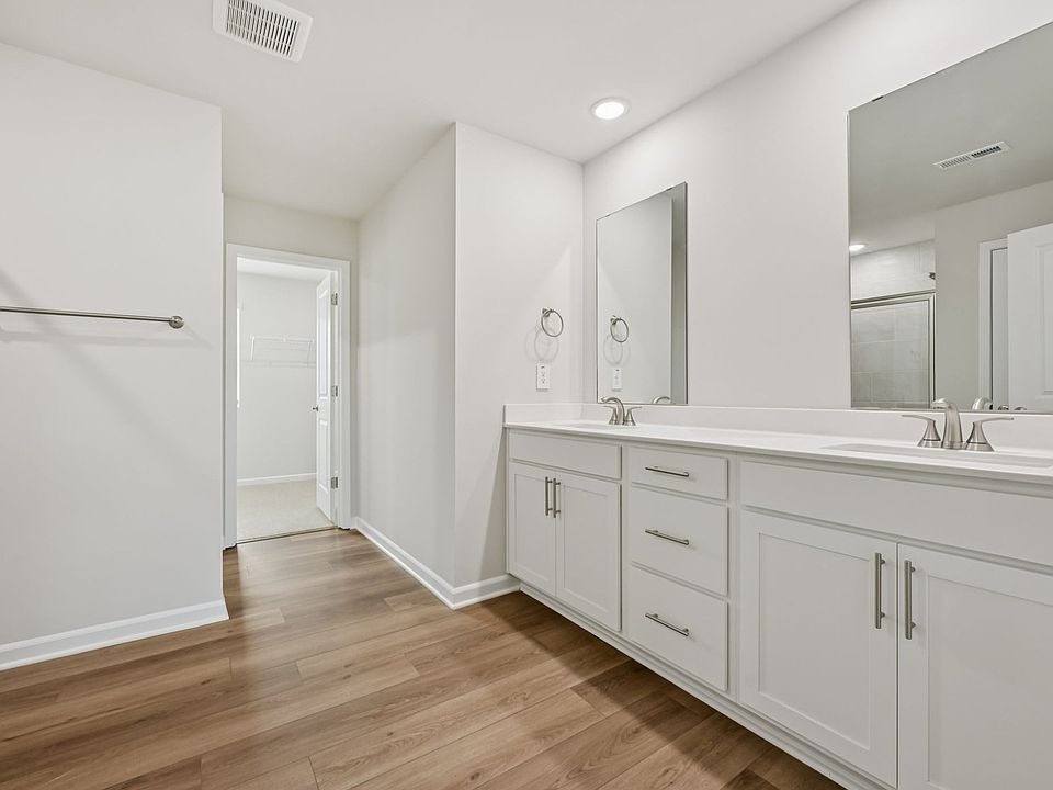 Primary bathroom in the Dakota floorplan at a Meritage Homes community in Garner, NC.