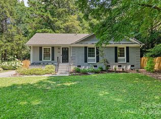 424 Wilcrest Dr, Matthews, NC 28105