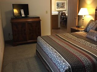 2372 N County Road 900, Nauvoo, IL 62354